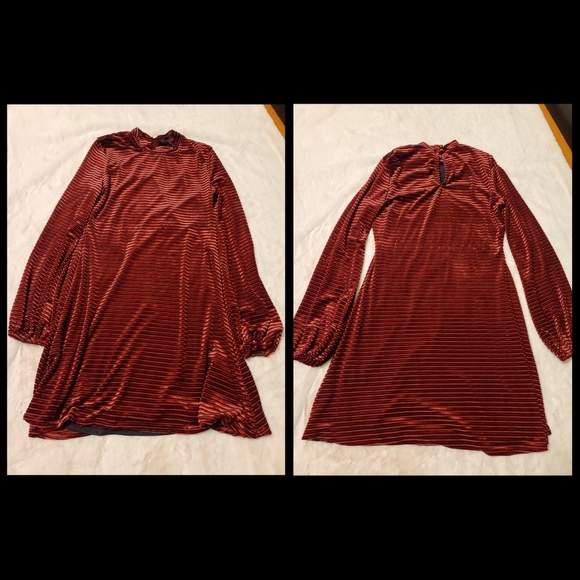 Lulus Dresses & Skirts - Clothing